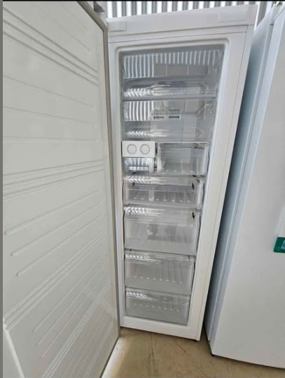 Hisense 280L Upright Freezer - Near New