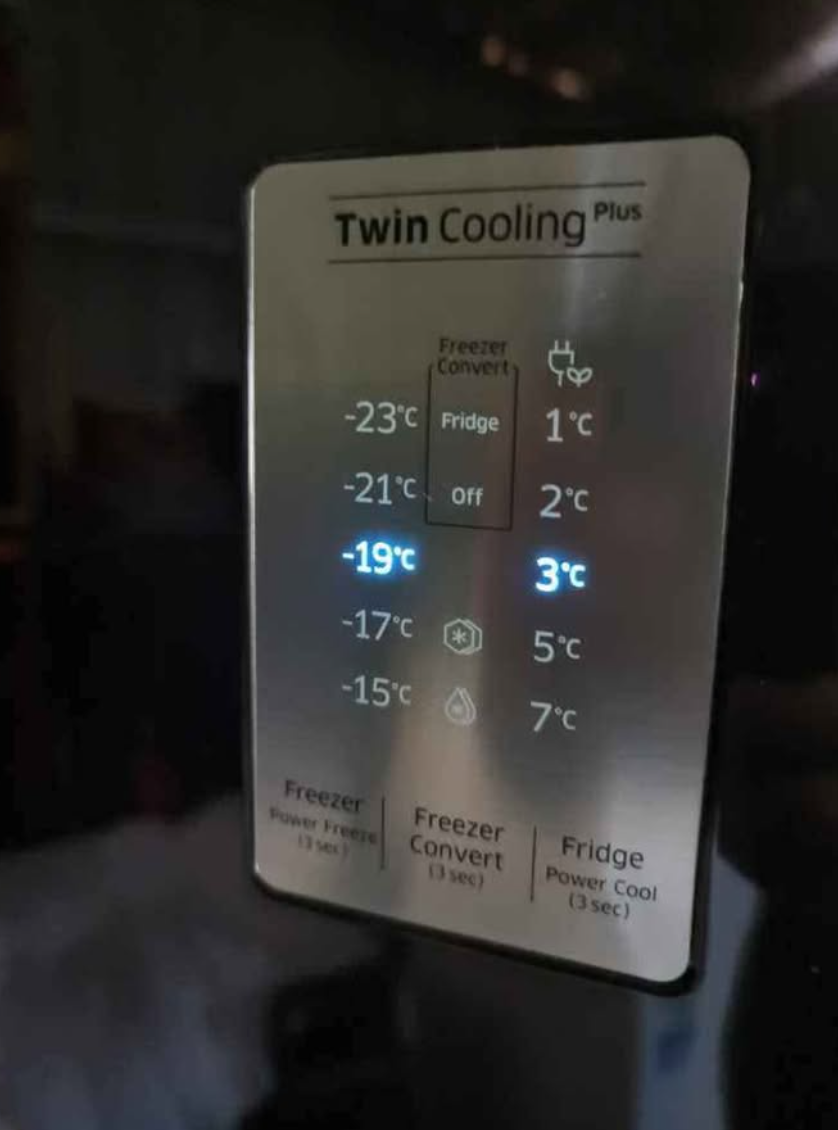 Samsung 533L Black Top Mount Fridge