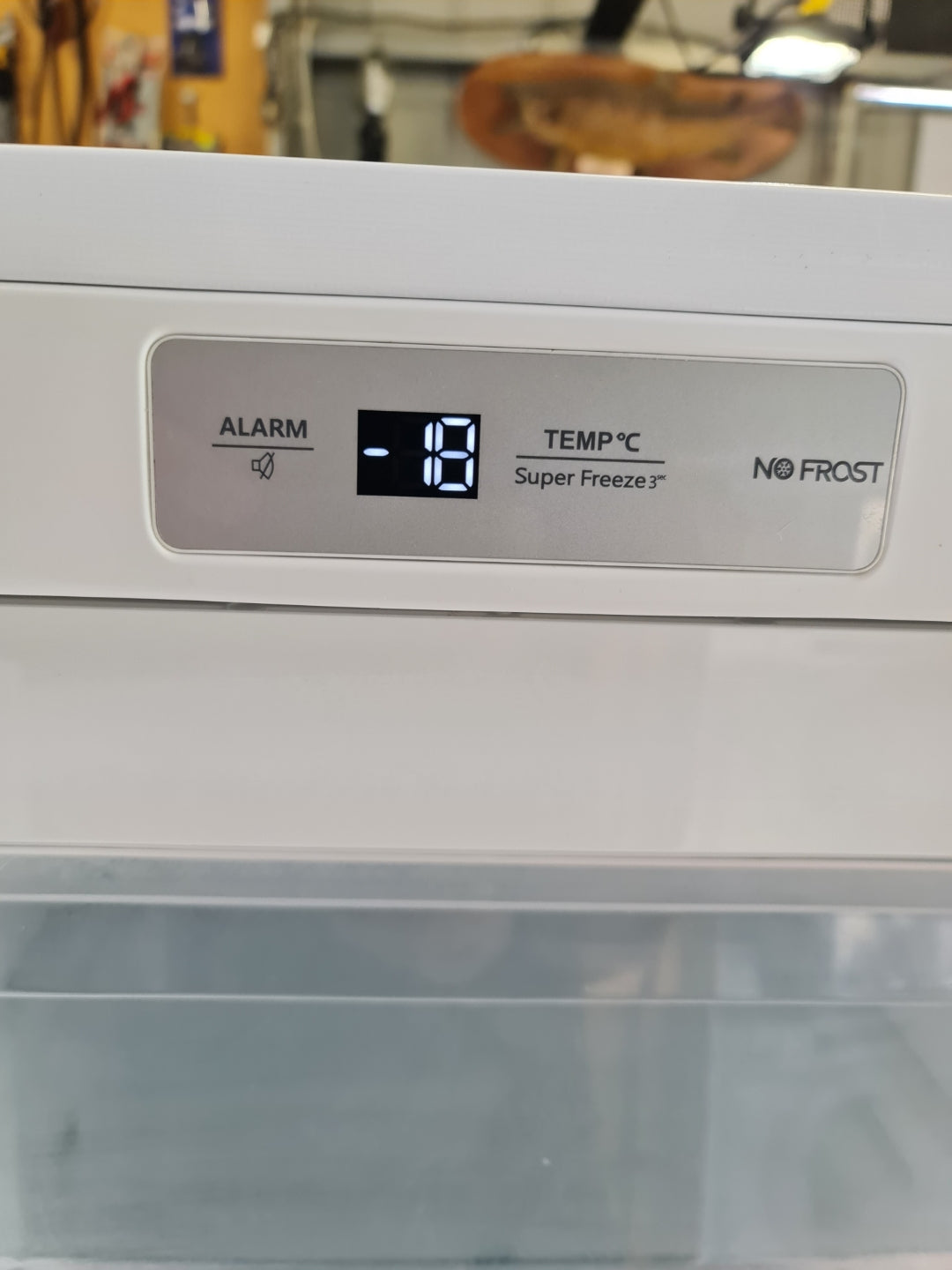 Westinghouse Upright Freezer