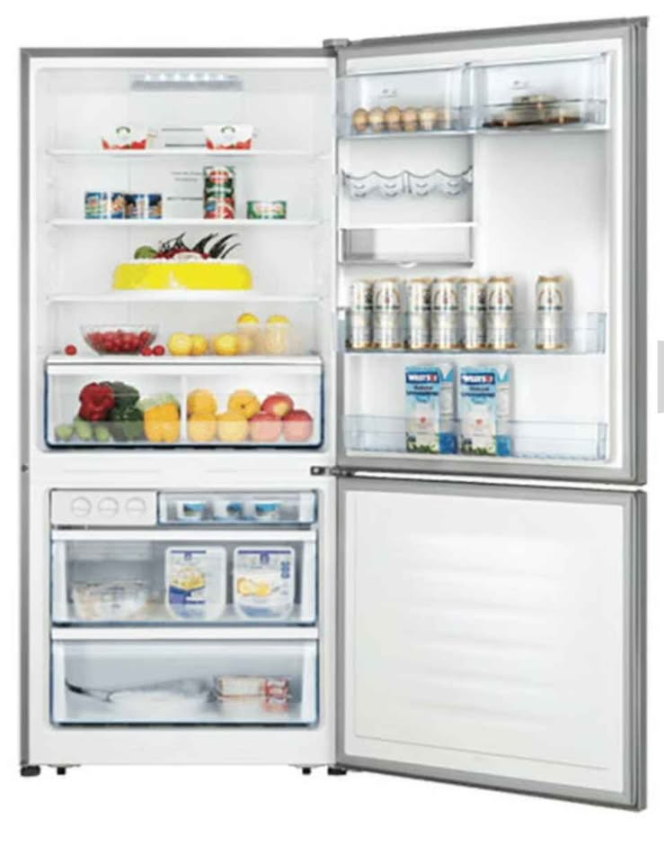 Hisense w/water 514L fridge freezer