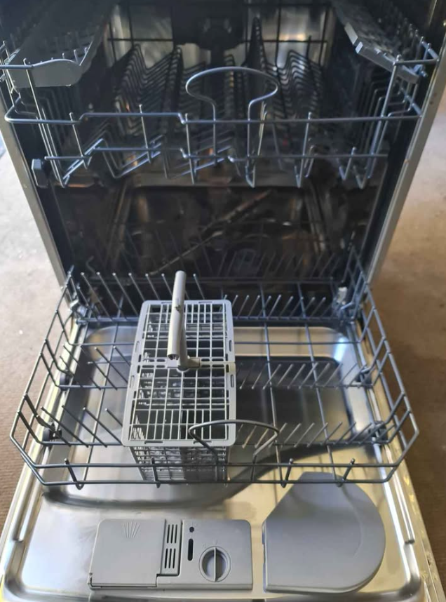 Haier Dishwasher Stainlesss Steel