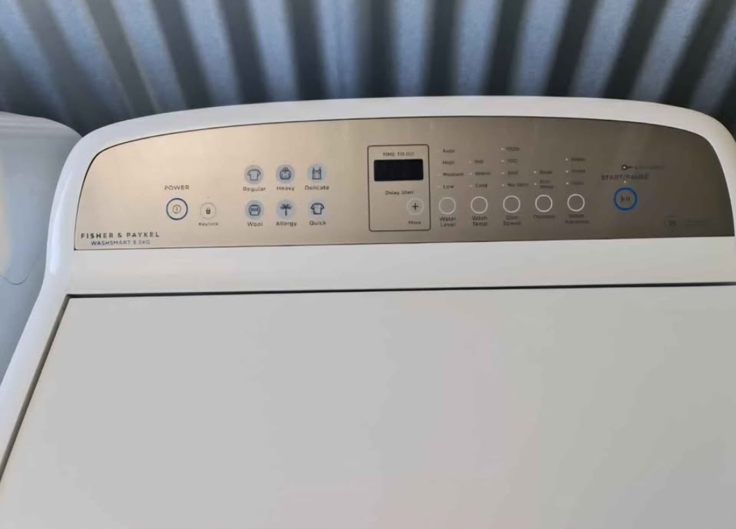 Fisher Paykel 8.5kg top load washer