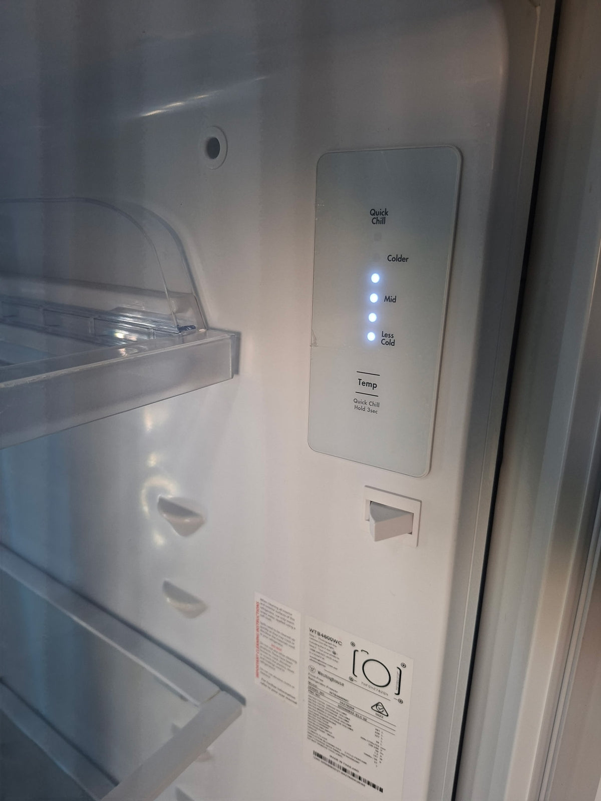 Westinghouse Fridge Freezer 460L