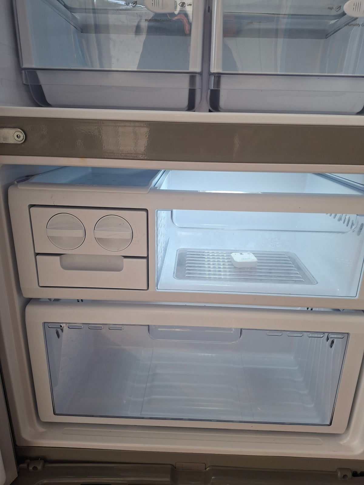 Samsung 532L w/water dispenser