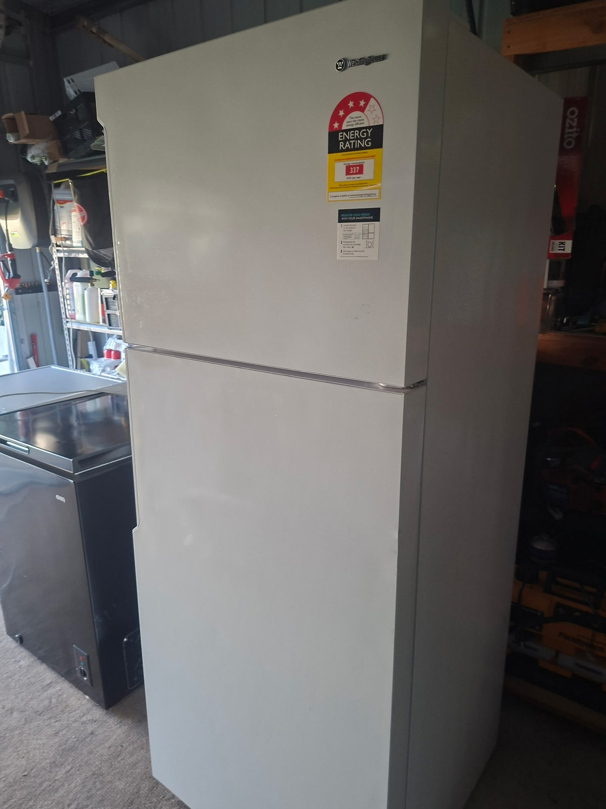 Westinghouse Fridge Freezer 460L